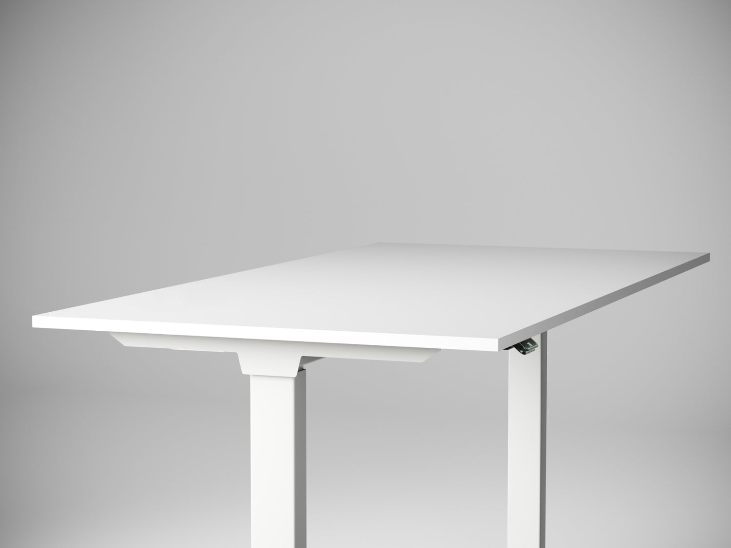 Liv - Verstellbarer Schreibtisch mit Laminatoberfläche 